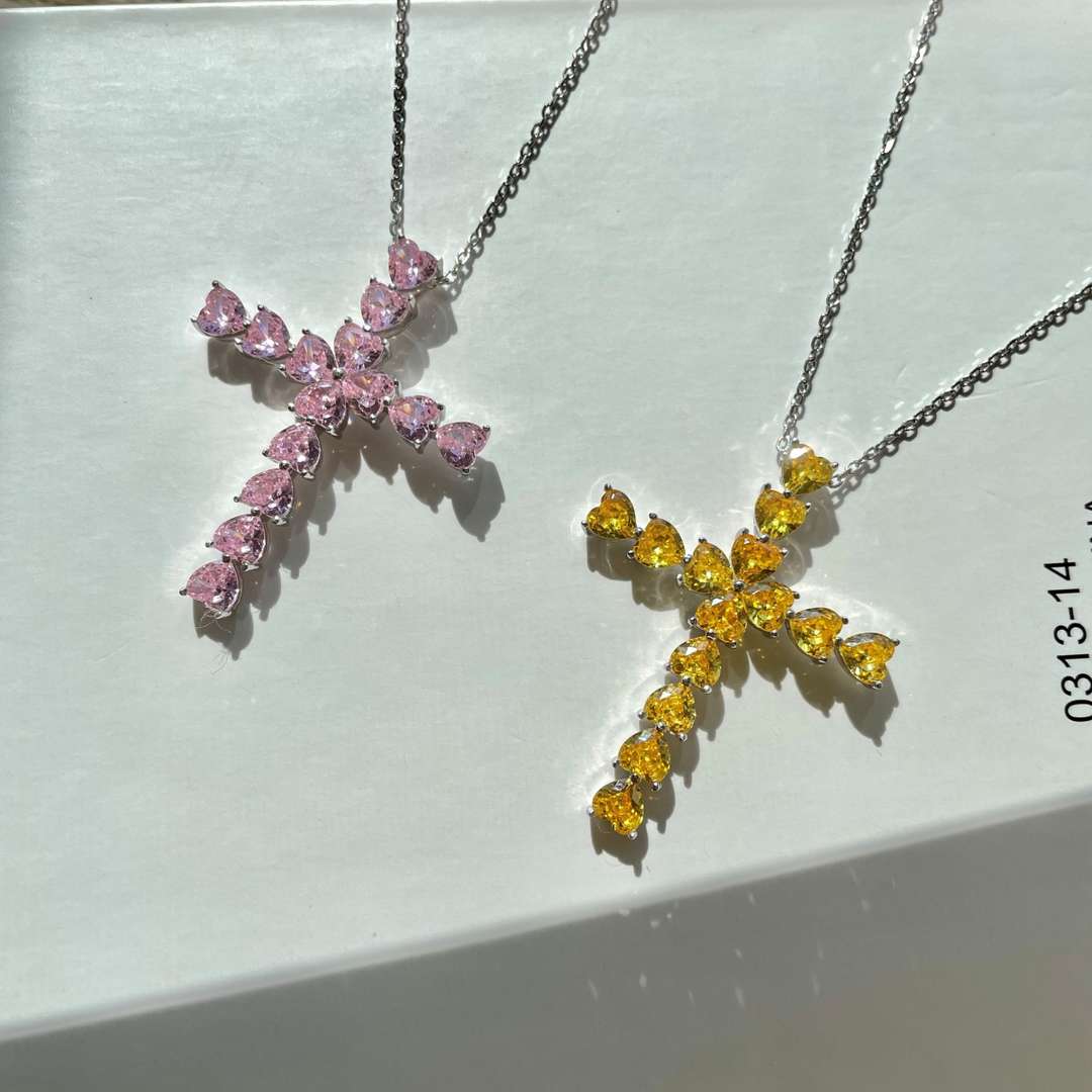 [Solara Jewelry]Radiant Cross Shape Necklace