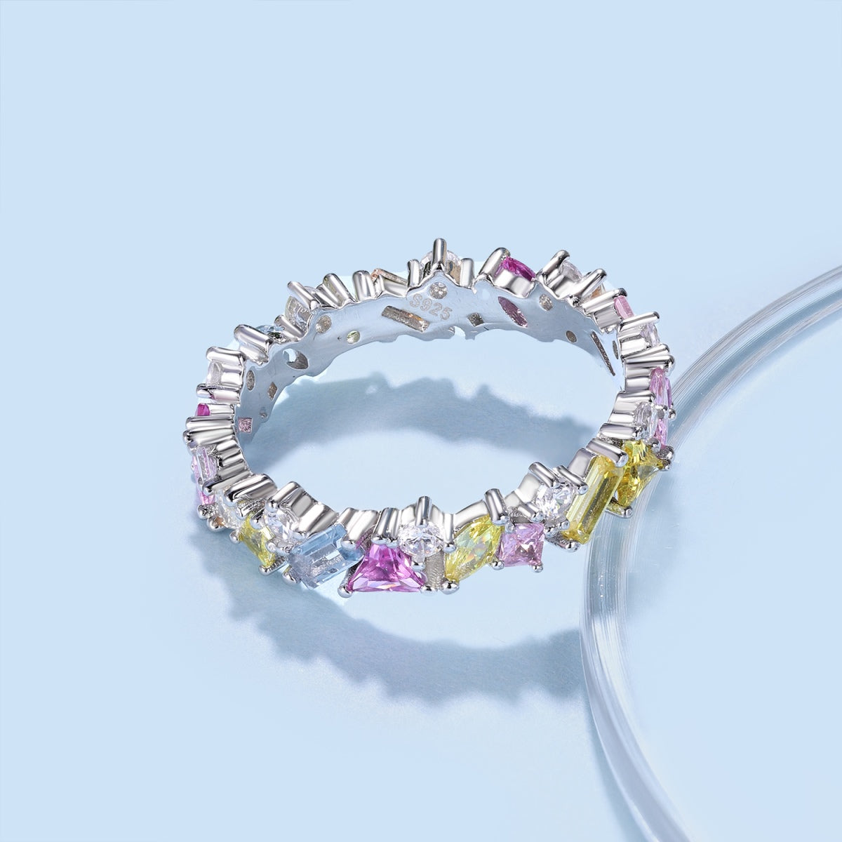 [Solara Jewelry]Dazzling Polychromatic Multi cut Daily Ring