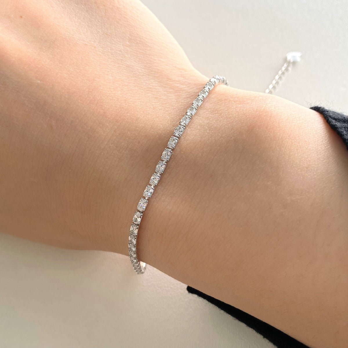 [Solara Jewelry]Elegant Emerald Cut Daily Bracelet
