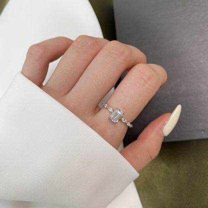 [Solara Jewelry]1.0 Carat Dainty Resplendent Radiant Cut Daily Ring