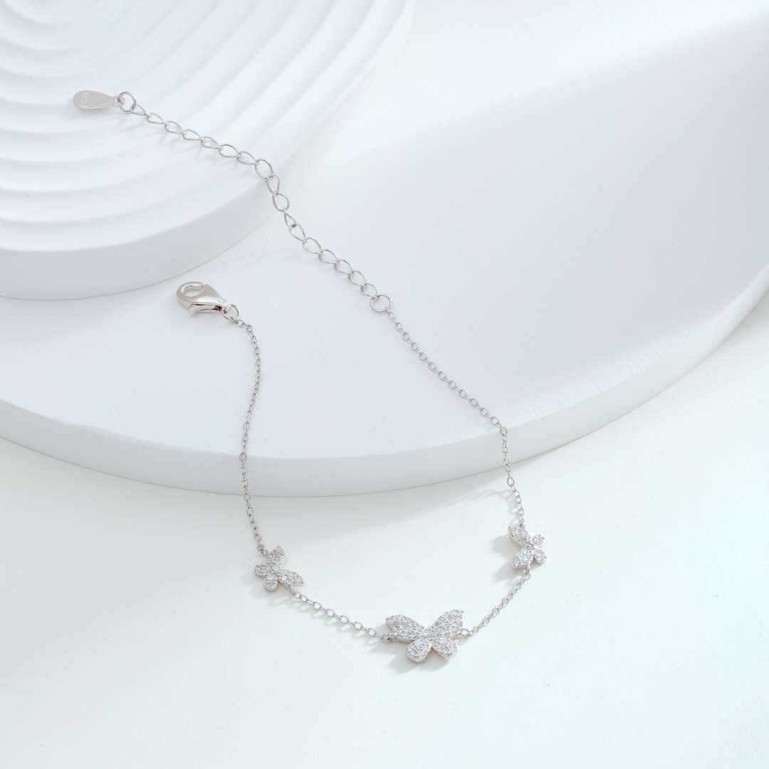 [Solara Jewelry]Delicate Butterfly Pendant Bracelet