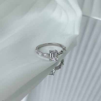 [Solara Jewelry]1.0 Carat Dainty Resplendent Radiant Cut Daily Ring