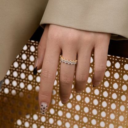 [Solara Jewelry]Delicate Enchanting Wave Shape Daily Ring