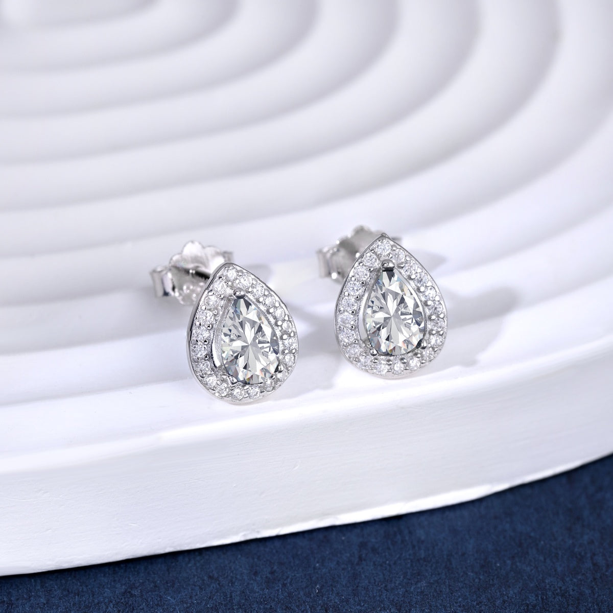 [Solara Jewelry]Luxurious Water Drop Shape Earrings