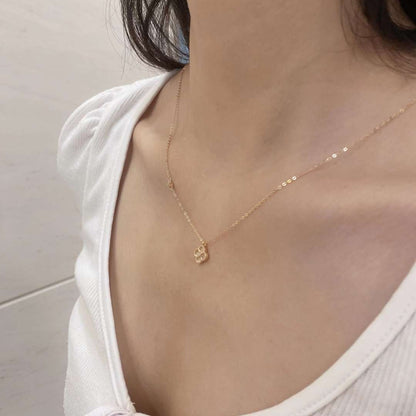 [Solara Jewelry]Delicate Flower Shape Necklace
