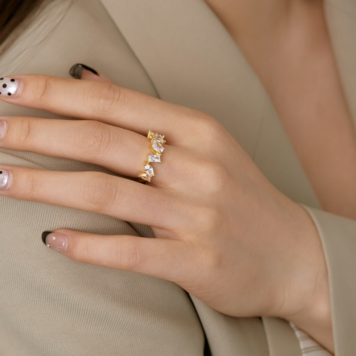 [Solara Jewelry]Delicate Multi Cut Ring