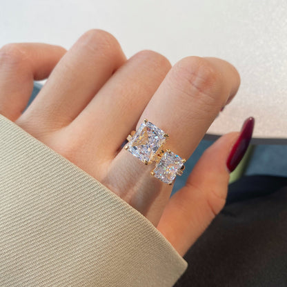 [Solara Jewelry]4.0 Carat Ornate Enchanting Radiand Cut Banquet Ring