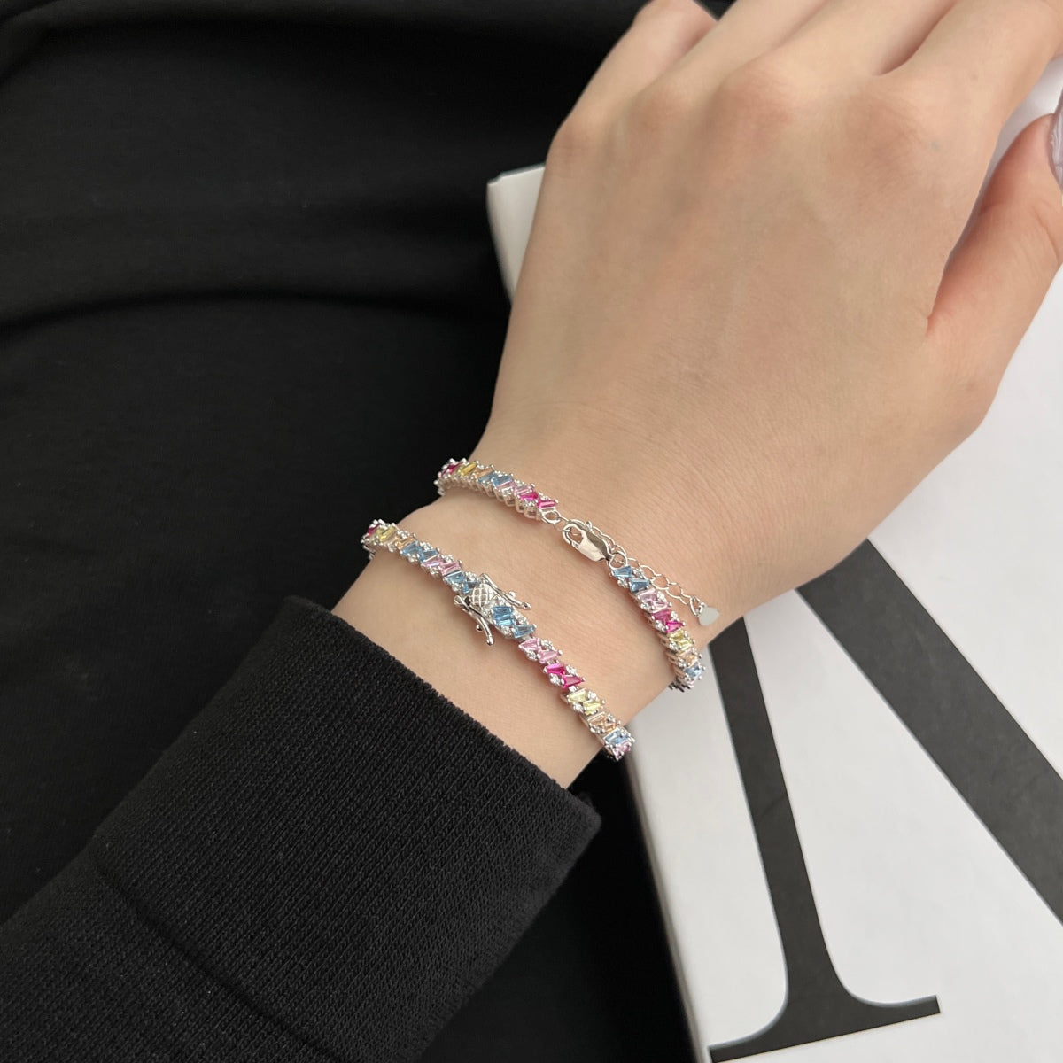 [Solara Jewelry]Ornate Sparkling Multi Cut Party Bracelet
