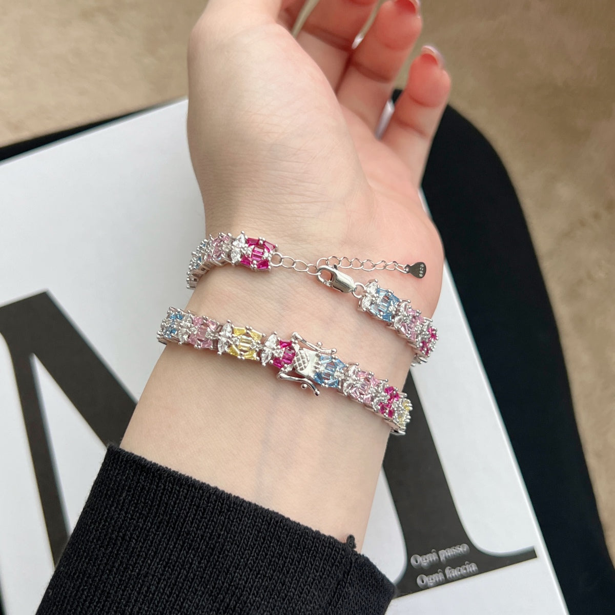 [Solara Jewelry]Delicate Colorful Multi Cut Party Bracelet