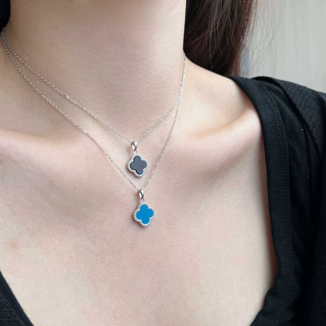 [Solara Jewelry]Dainty Flower Shape Necklace