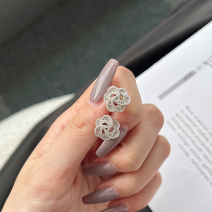 [Solara Jewelry]Exquisite Flower Shape Daily Earrings