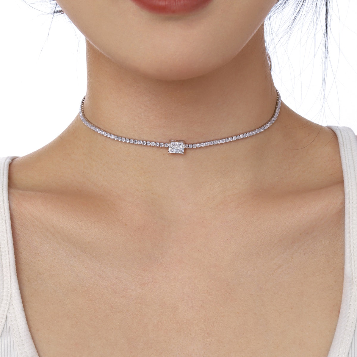 [Solara Jewelry]2.0 carat Ornate Emerald Cut Necklace