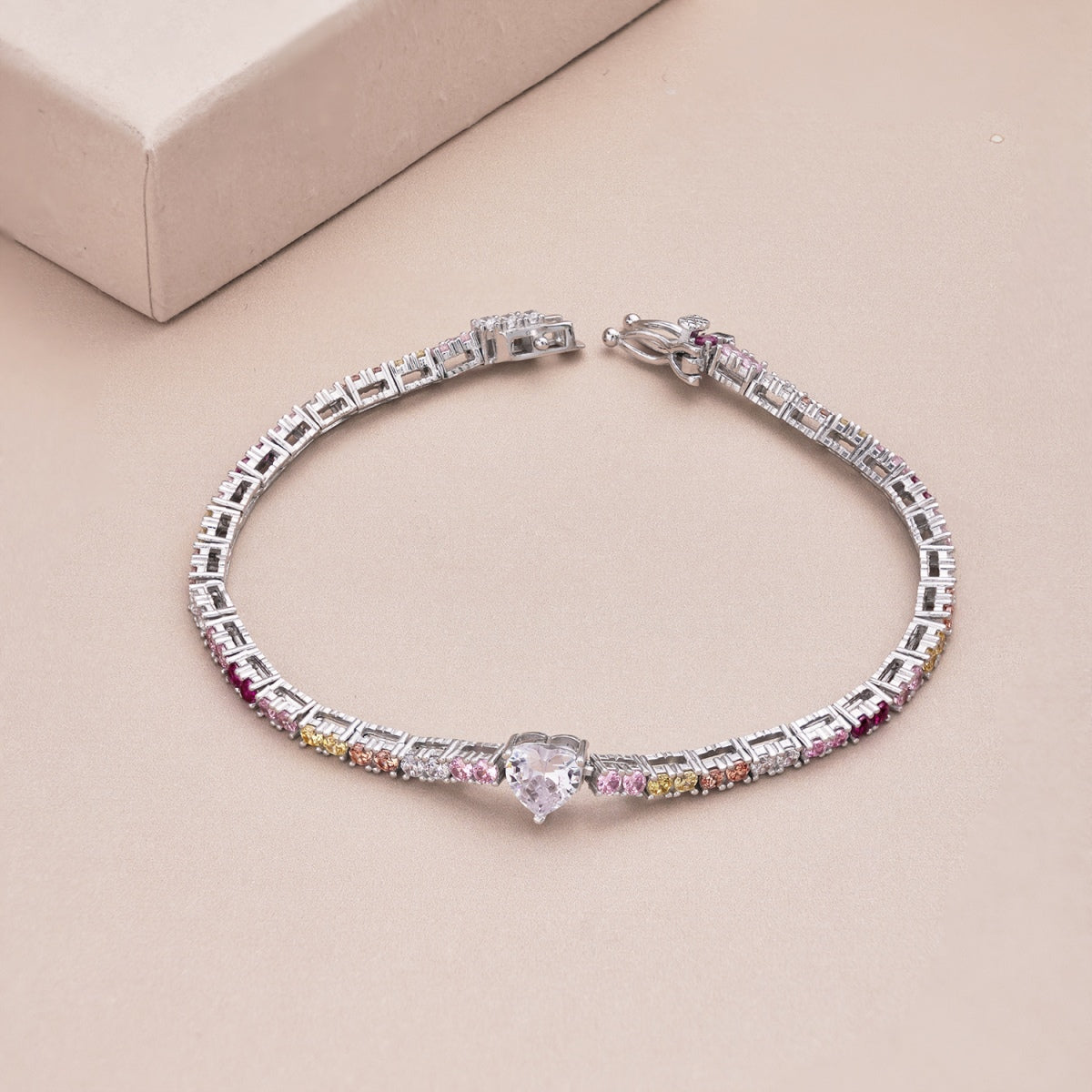 [Solara Jewelry]Delicate Romantic Heart Shape Lover Bracelet