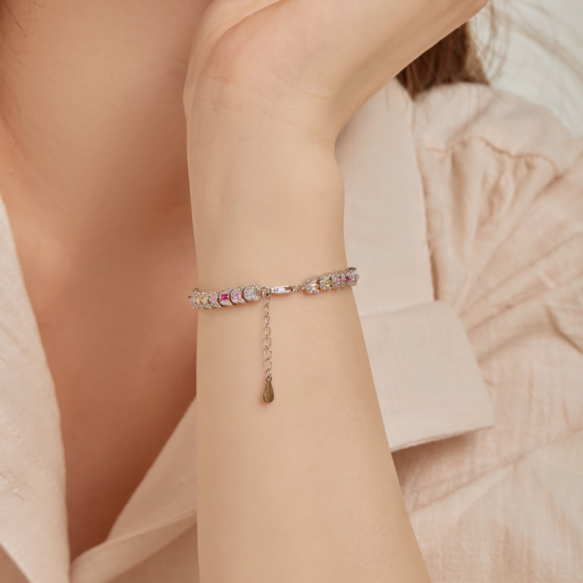 [Solara Jewelry]Delicate Colorful Multi Cut Daily Bracelet