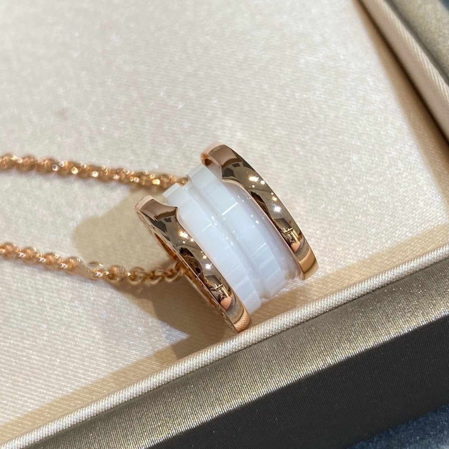 [Solara Jewelry]ZERO 1 WHITE CERAMIC PINK GOLD NECKLACE