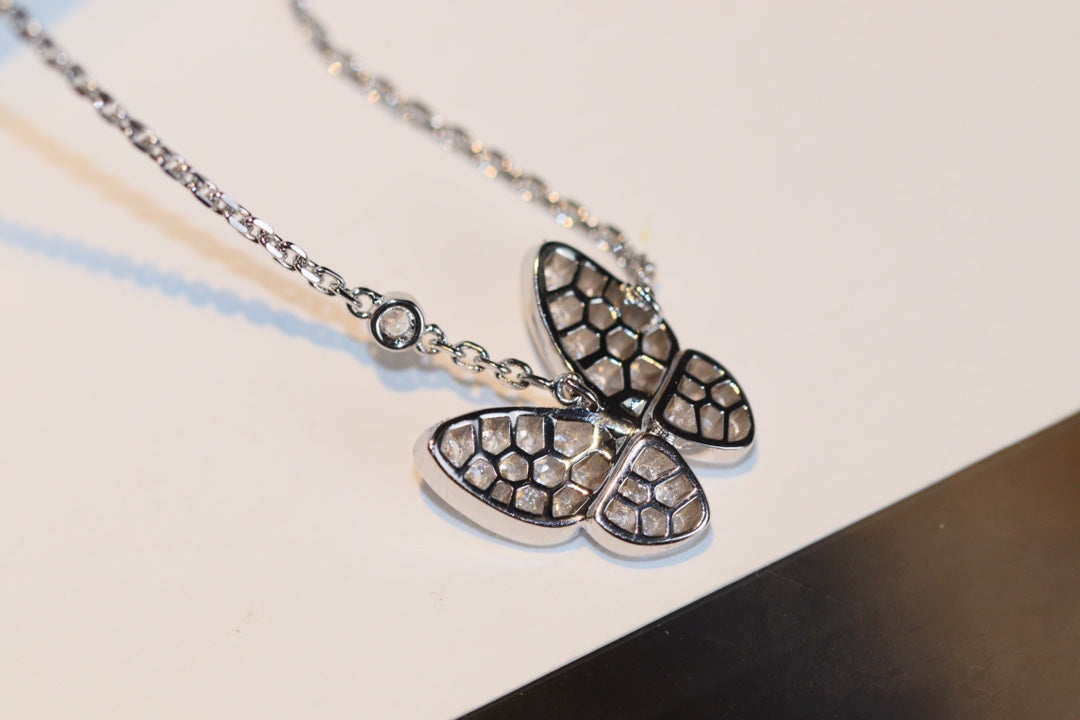 [Solara Jewelry]BUTTERFLY DIAMOND NECKLACE