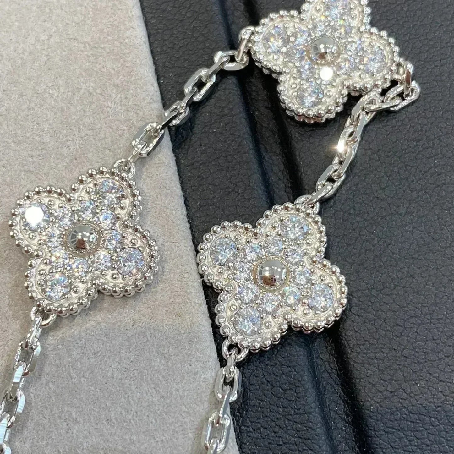 [Solara Jewelry]CLOVER 5 MOTIFS  DIAMOND BRACELET SILVER