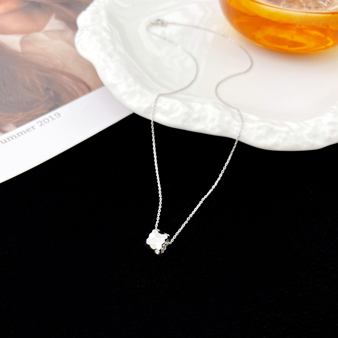 [Solara Jewelry]BEE MINI PEDANT DIAMOND NECKLACE
