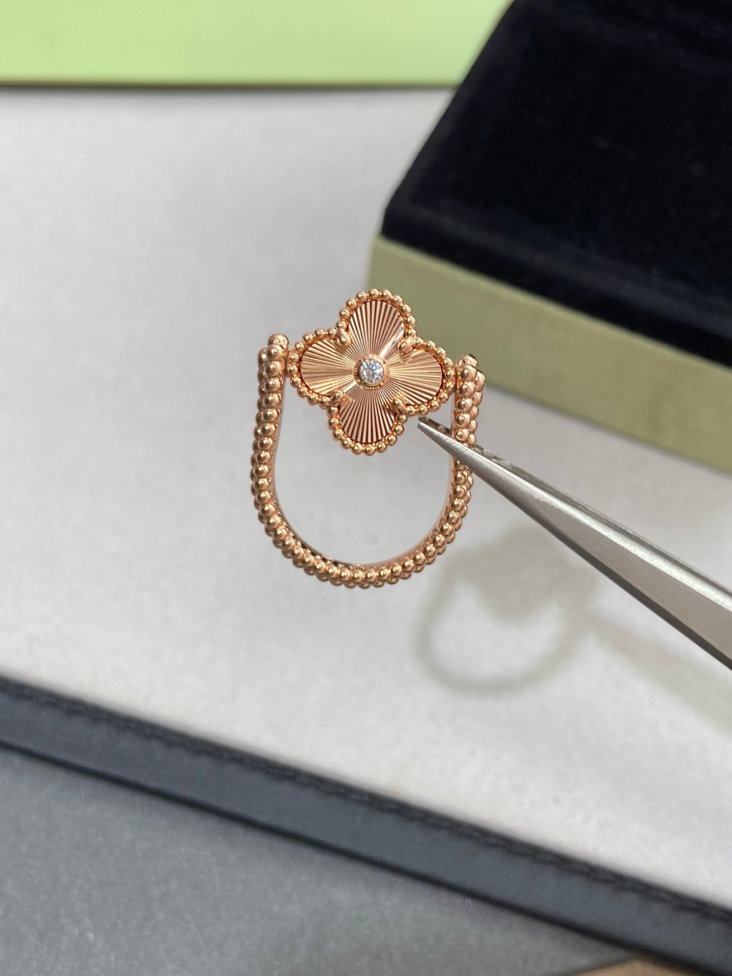 [Solara Jewelry]CLOVER RIVERSIBLE ROSE GOLD RING