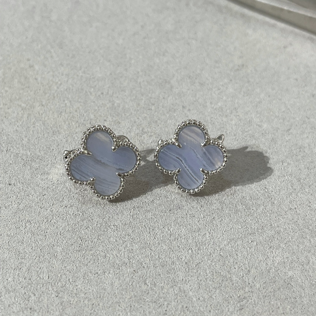 [Solara Jewelry]CLOVER CHALCEDONY SILVER STUD EARRINGS