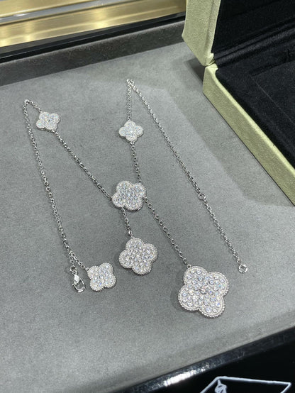 [Solara Jewelry]CLOVER 6 MOTIF DIAMOND PAVED NECKLACE
