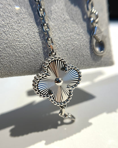 [Solara Jewelry]CLOVER 5 MOTIF SILVER DIAMOND BRACELET