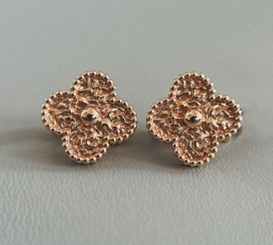[Solara Jewelry]CLOVER MEDIUM 1 MOTIFS LAVA EARRINGS
