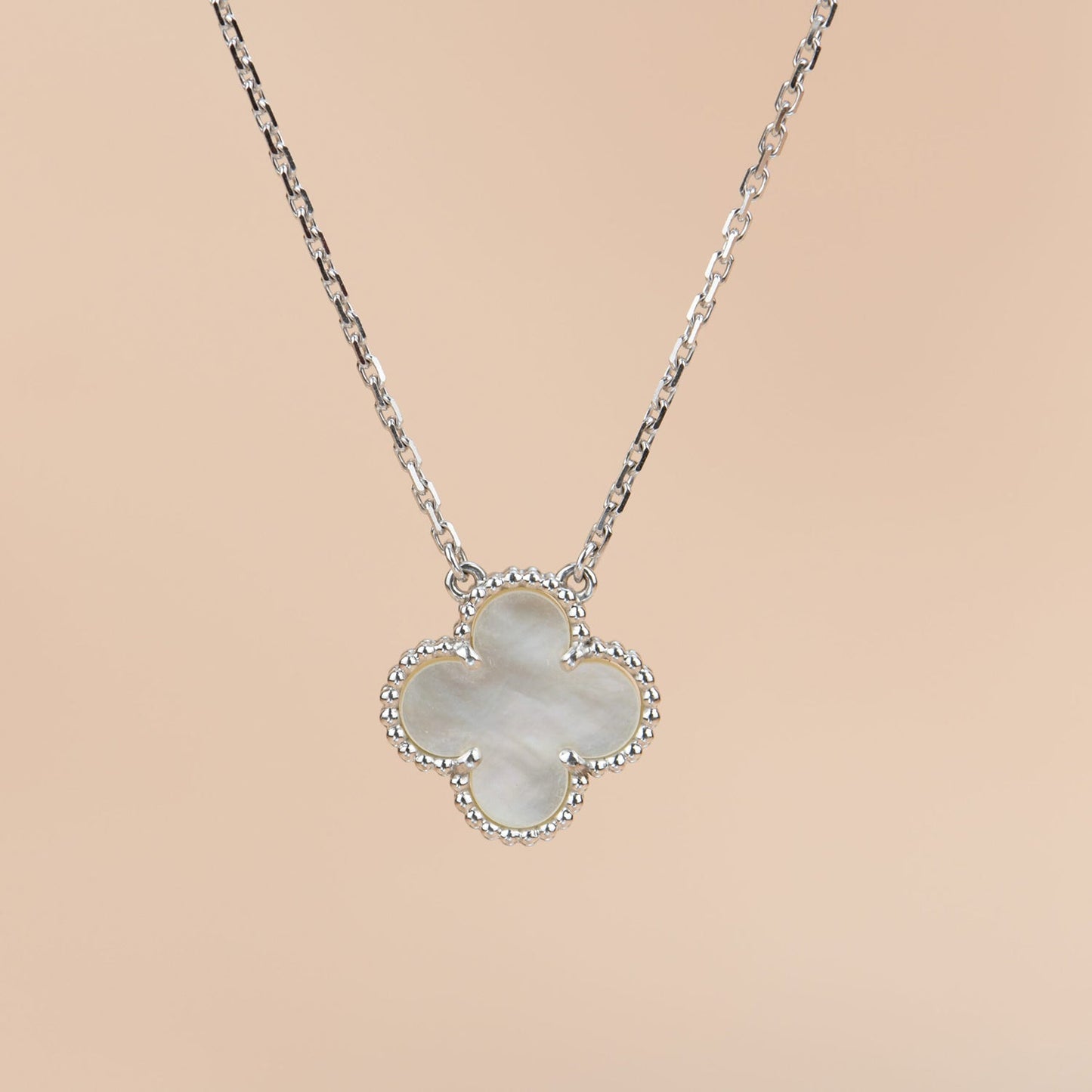 [Solara Jewelry]CLOVER  15MM WHITE MOTHER-OF-PEARL SILVER