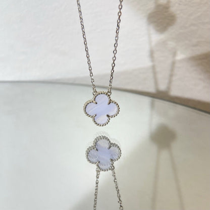 [Solara Jewelry]CLOVER 15MM BLUE CHALCEDONY NECKLACE SILVER