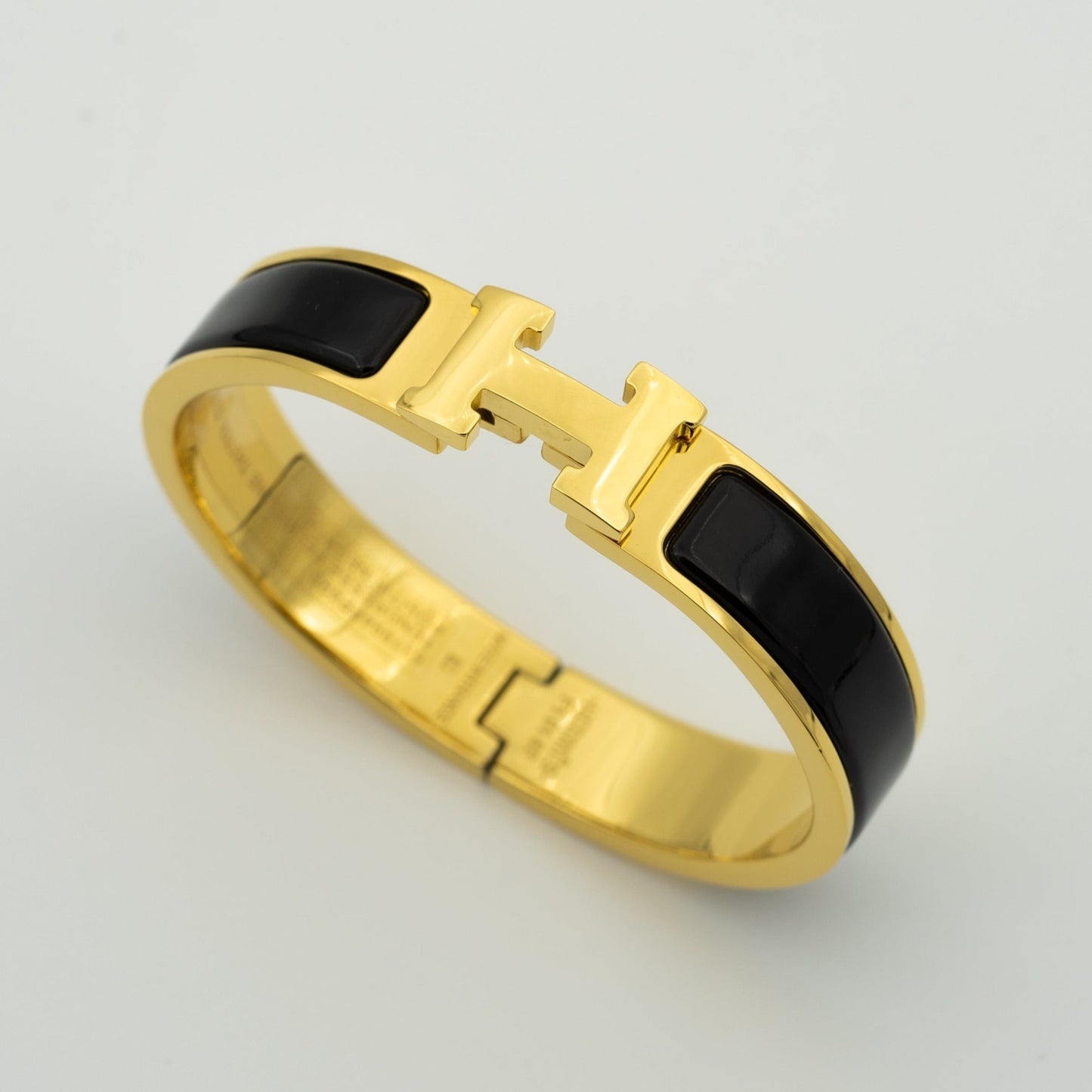 [Solara Jewelry]H BLACK BRACELET