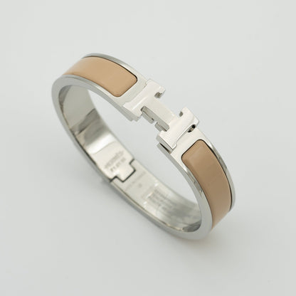 [Solara Jewelry]H GREY BRACELET
