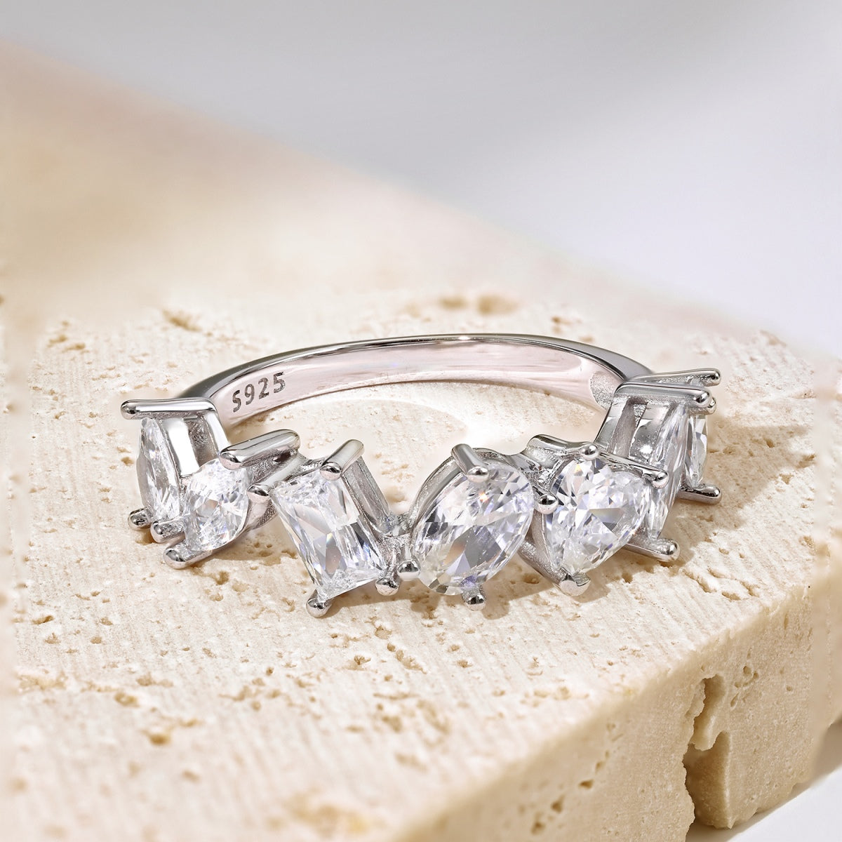 [Solara Jewelry]Delicate Multi Cut Ring