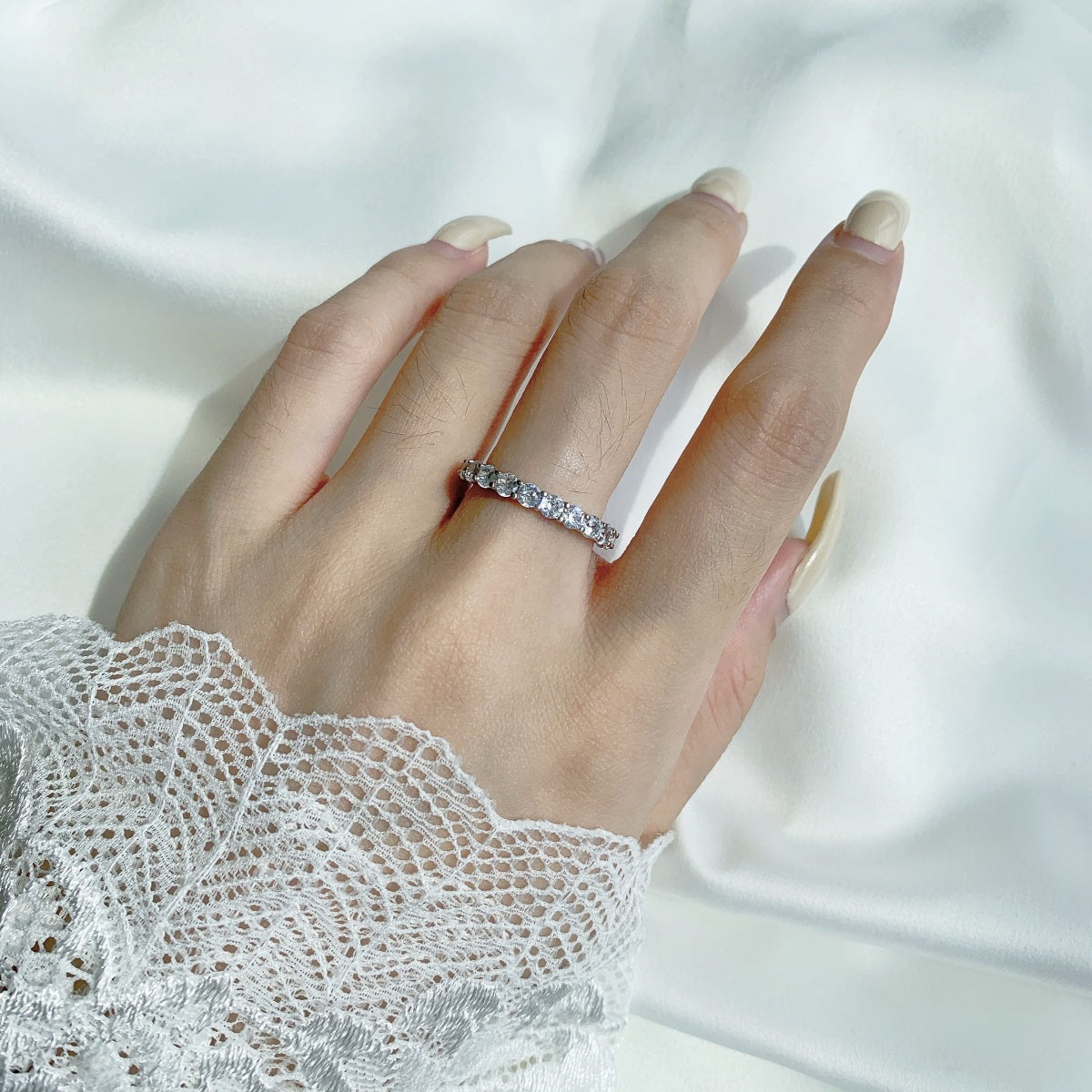 [Solara Jewelry]Sparkling Round Cut Tennis Ring