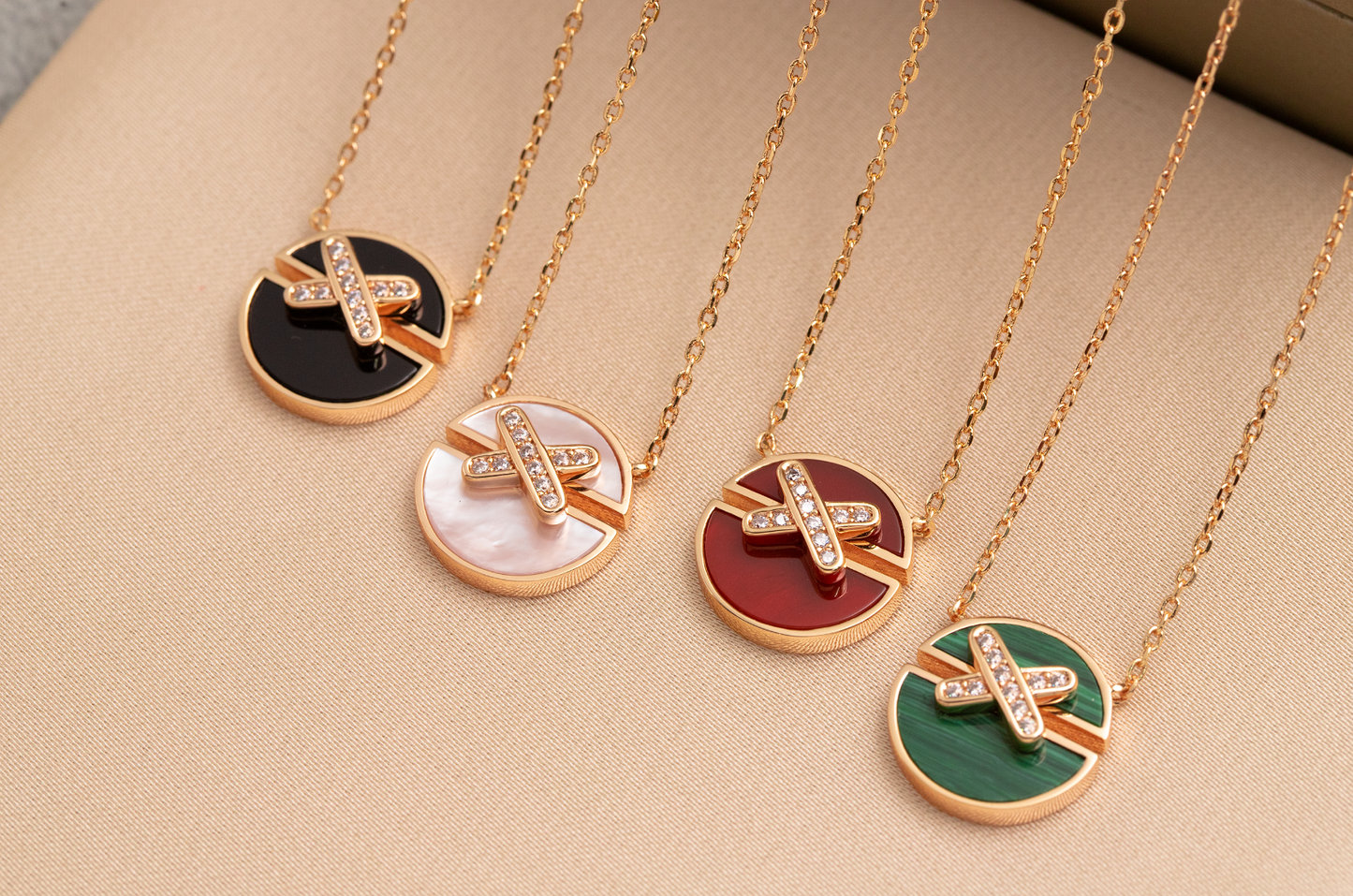 [Solara Jewelry]JEUX DE PINK GOLD DIAMOND NECKLACE