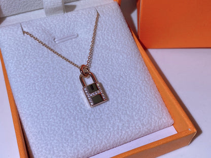 [Solara Jewelry]HM ADVANCED NICHE LOCK HEAD NECKLACE DIAMONDS
