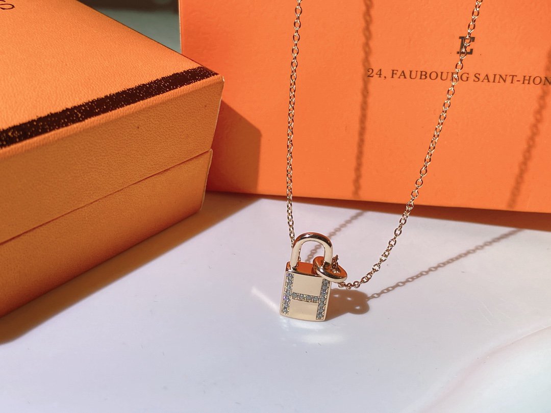 [Solara Jewelry]HM ADVANCED NICHE LOCK HEAD NECKLACE DIAMONDS