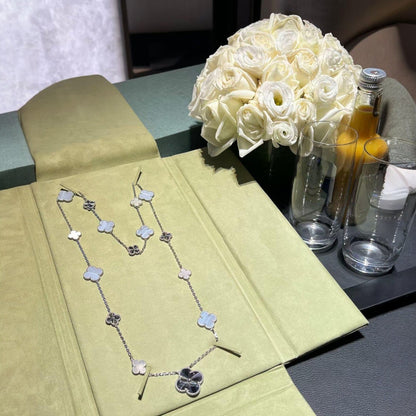 [Solara Jewelry]DETACHABLE CLOVER 15(11+4) FLOWER SILVER NECKLACE SET