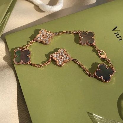 [Solara Jewelry]CLOVER 5 MOTIF GRAY MOP DIAMOND BRACELET