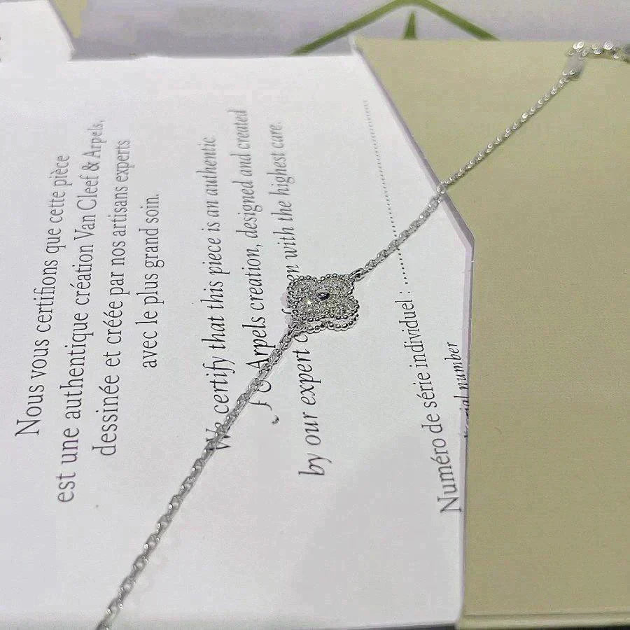 [Solara Jewelry]CLOVER  SINGLE FLOWER BRACELET SILVER