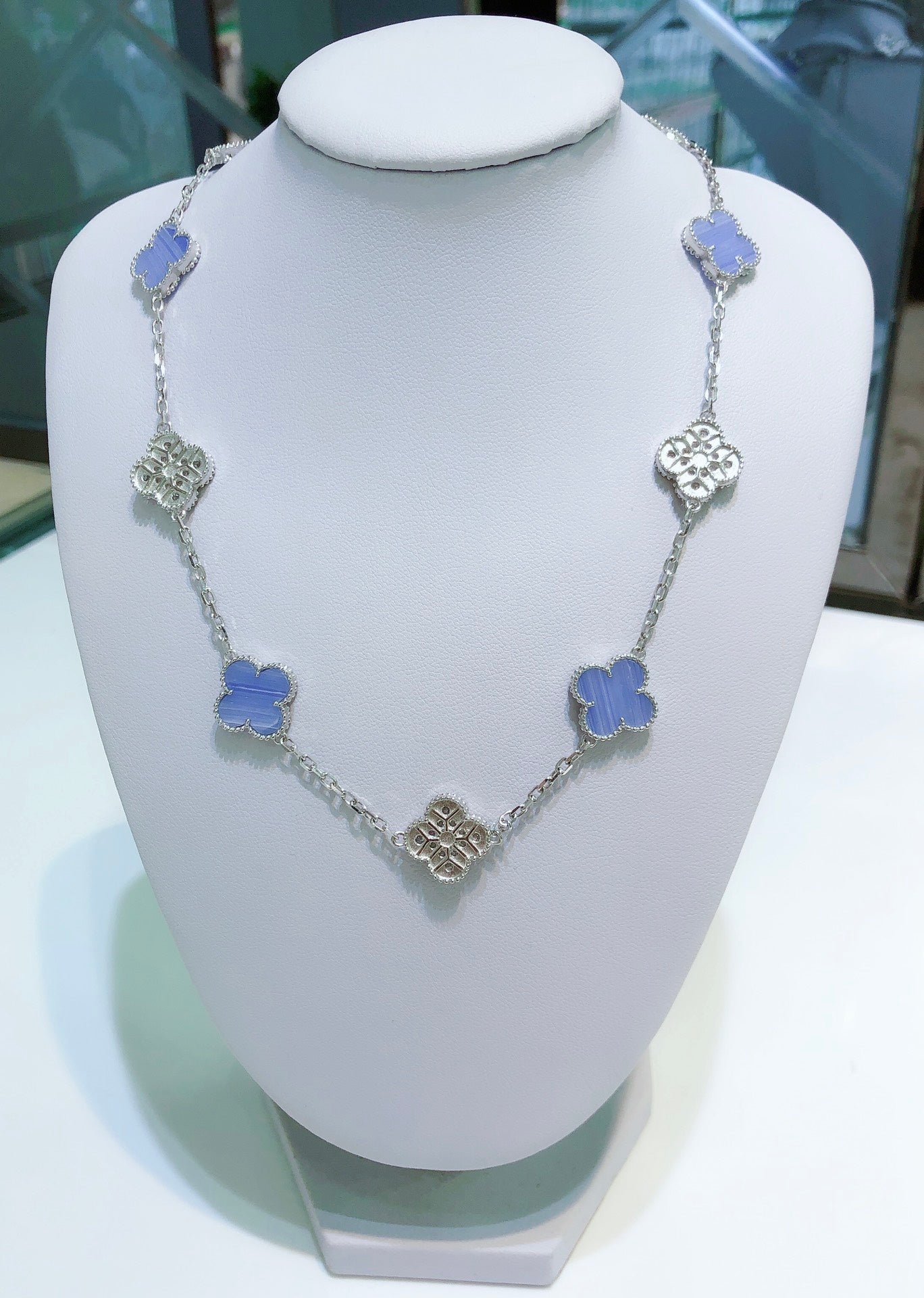 [Solara Jewelry]CLOVER 10 MOTIFS CHALCEDONY DIAMONDS SILVER NECKLACE