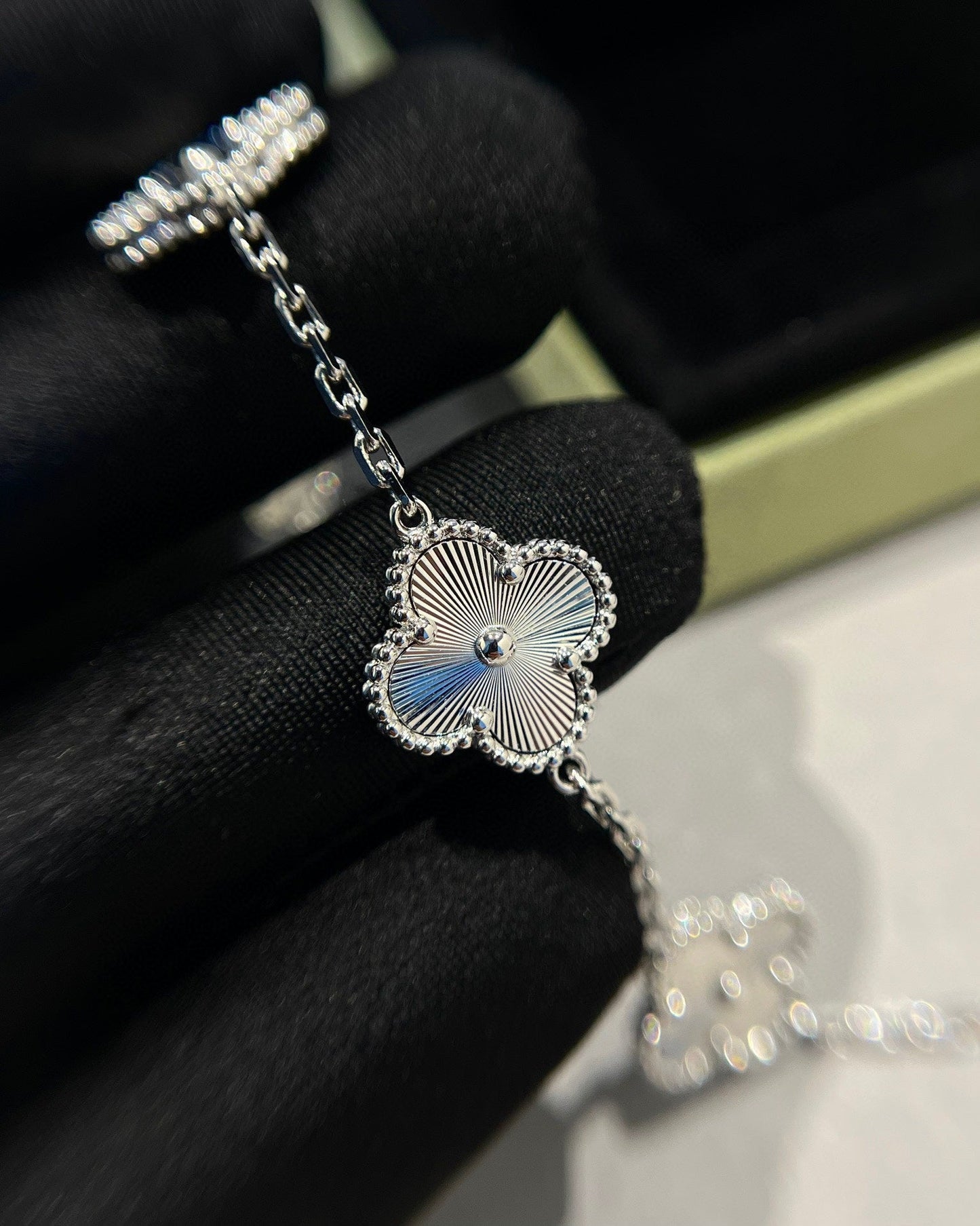 [Solara Jewelry]CLOVER SILVER 5 MOTIFS BRACELET